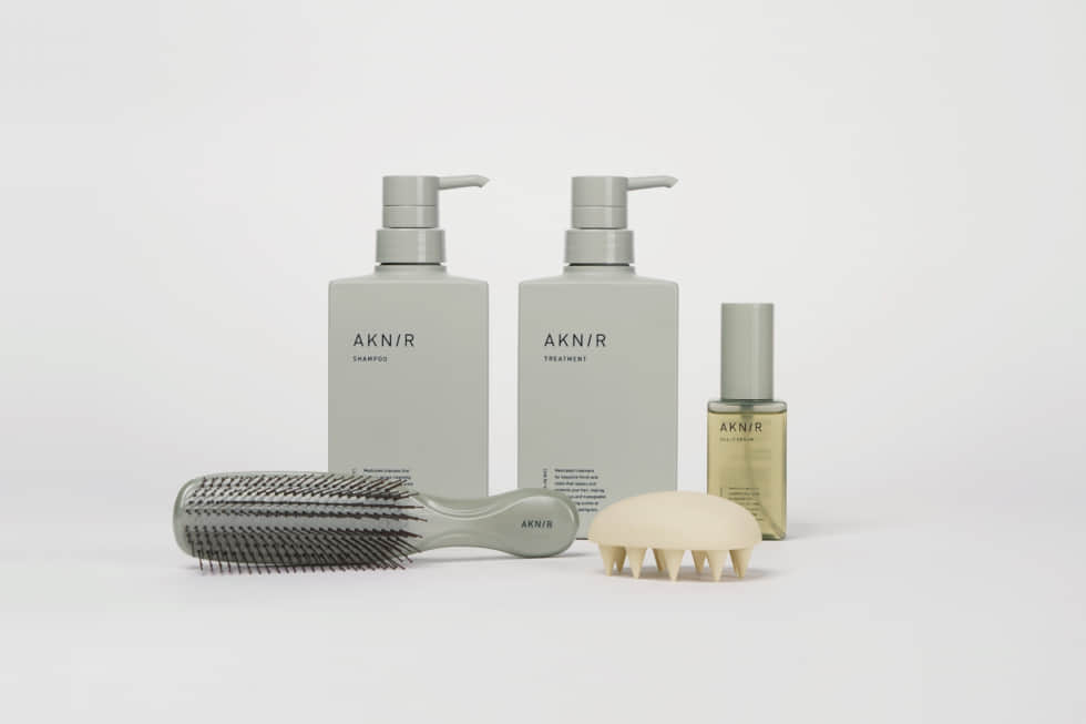 AKNIR(アクニー) / 薬用ヘアシャンプー＆トリートメントの公式商品情報｜美容・化粧品情報はアットコスメ