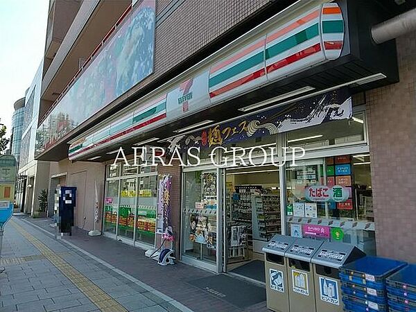 JR品川駅』構内『エキュート品川』2階にある書店『PAPER WALL エキュート品川店（ペーパーウォール）』が閉店するらしい。