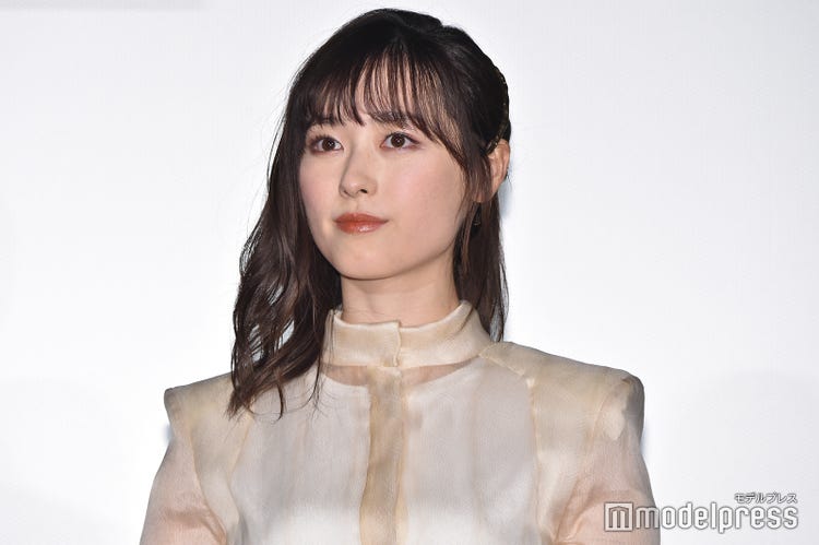 武田玲奈、可愛すぎるギャル時代の写真に伊藤健太郎＆福原遥ら絶句「かわいい…」 ABEMAオリジナル連続ドラマ『透明なわたしたち』プレミアイベント -  YouTube