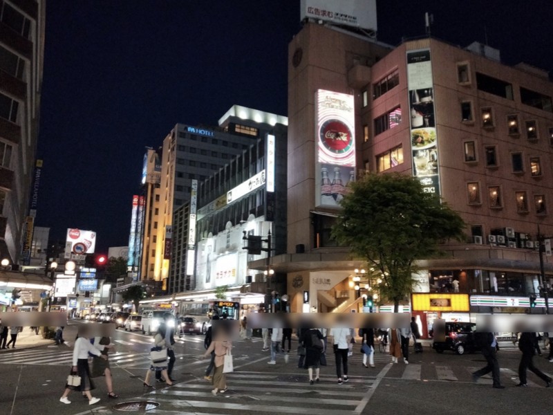 金沢片町・駅前】繁華街の男の夜遊び方法は？人気順＆エロ度をチェック | 宴会コンパニオン旅行